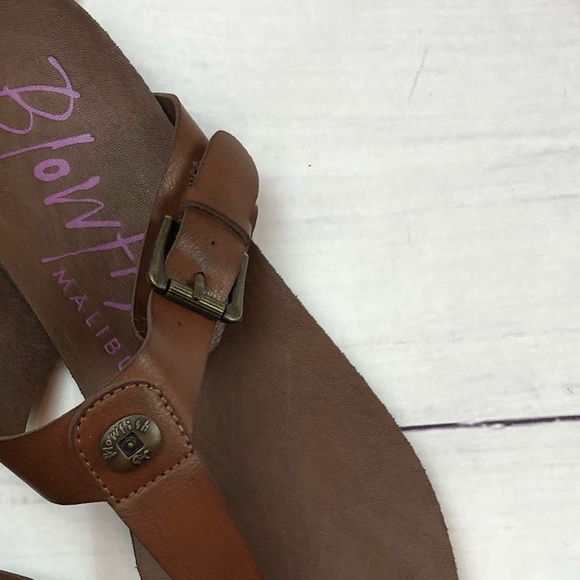 Blowfish Shoes | Blowfish Malibu Brown Thong Sandals Size 9 T Shape | Poshmark